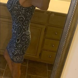 White House black market paisley print